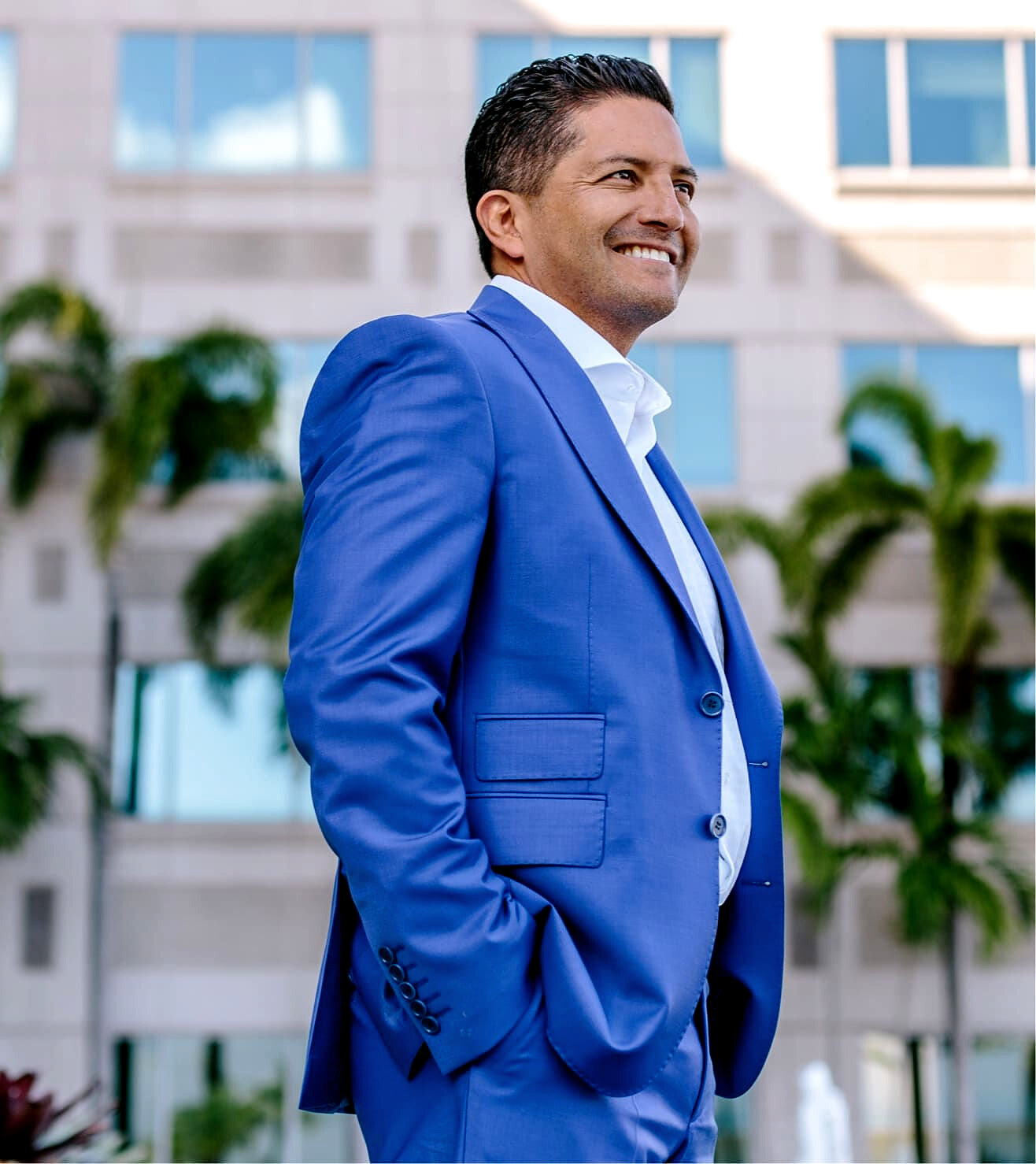 Dr. Ronald Espinoza
